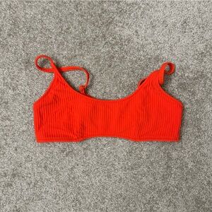 Triangl red bikini top